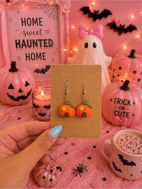 Cute Pumpkin Dangle Earrings - Halloween Orange